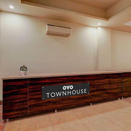 فندق Townhouse Golden King نيودلهي المظهر الخارجي الصورة