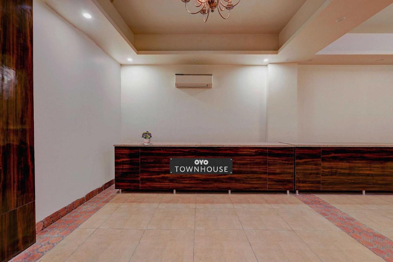 فندق Townhouse Golden King نيودلهي المظهر الخارجي الصورة
