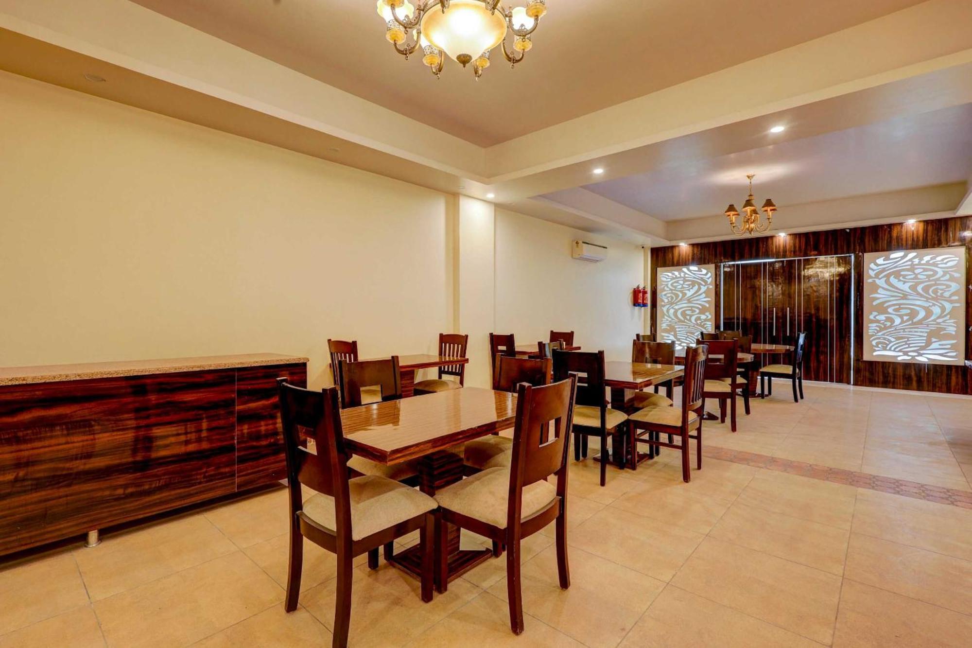 فندق Townhouse Golden King نيودلهي المظهر الخارجي الصورة