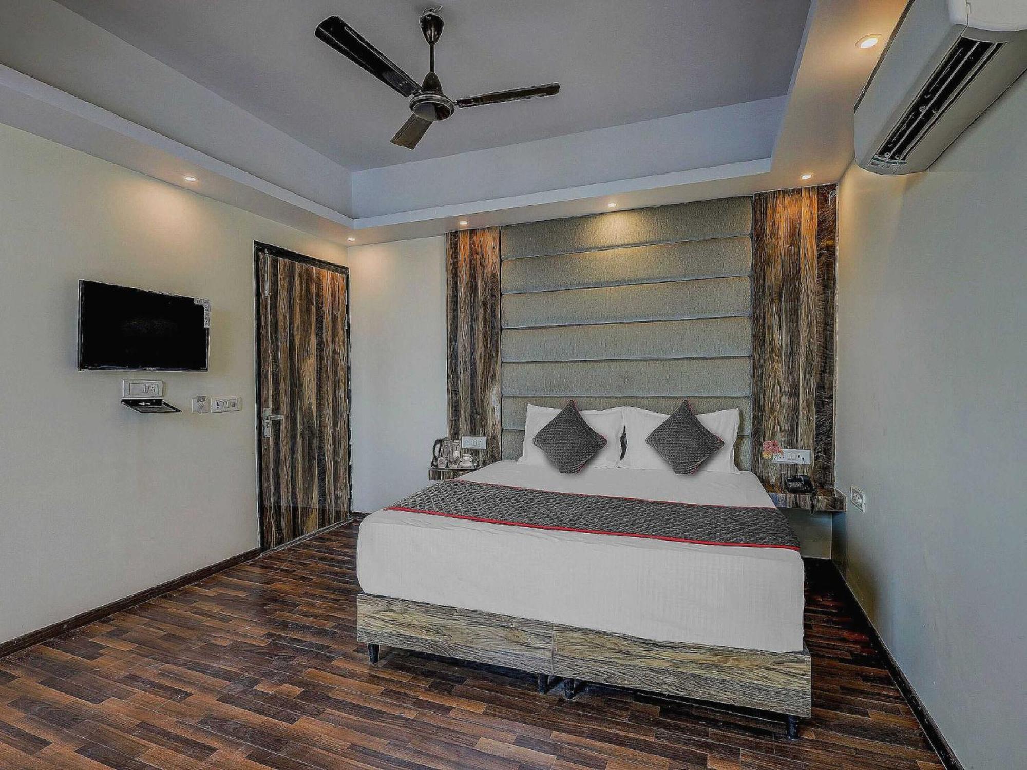 فندق Townhouse Golden King نيودلهي المظهر الخارجي الصورة