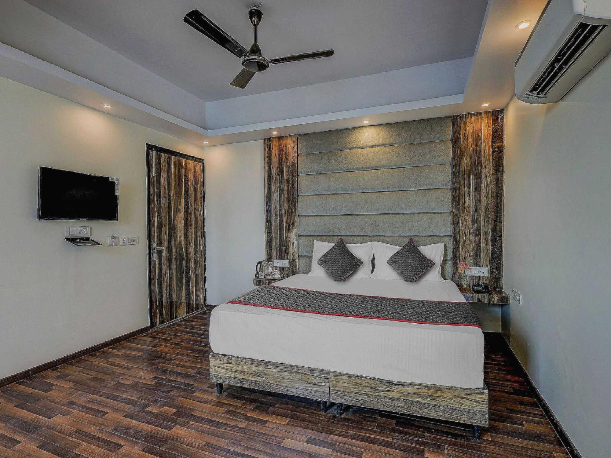فندق Townhouse Golden King نيودلهي المظهر الخارجي الصورة